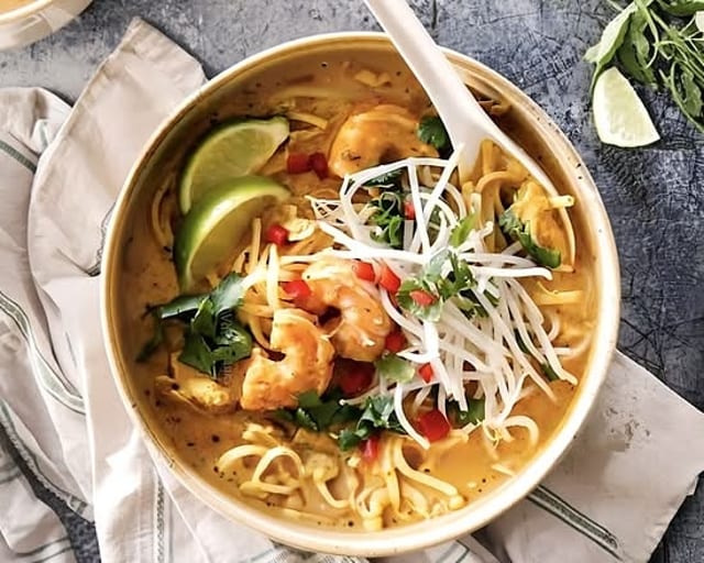 Curry Ramen (With Shrimp Skewer).